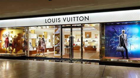 sawgrass louis vuitton|lv store locator.